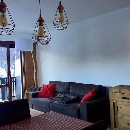 Apt With Balcony In Chamonix-Mont-Blanc Apartment